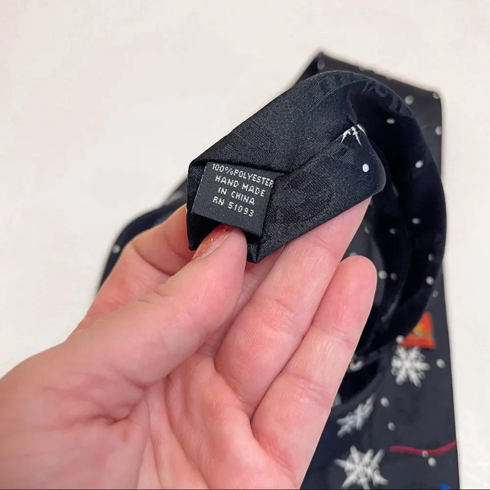 Yule‎ Tie Greetings Rocking Snowman Neck Tie